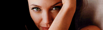 Angelina Jolie banni&egrave;re Angie's Rainbow accueil