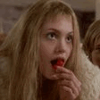 Lisa Rowe (Angelina Jolie)