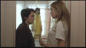 Susanna Kaysen (Winona Ryder) & Lisa Rowe (Angelina Jolie)