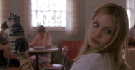 Lisa Rowe (Angelina Jolie)