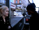 Gloria (Angelina Jolie) & Johnny (Mekhi Phifer)