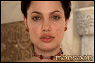 Julia Russell (Angelina Jolie)