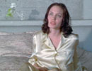 Claire (Angelina Jolie)